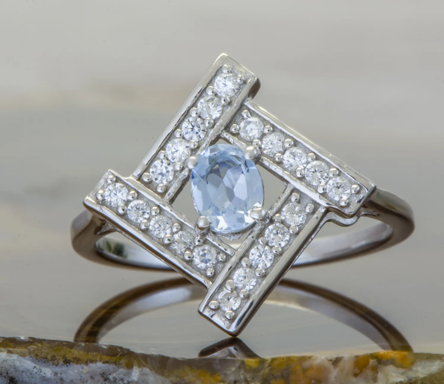 Пръстен с Аквамарин