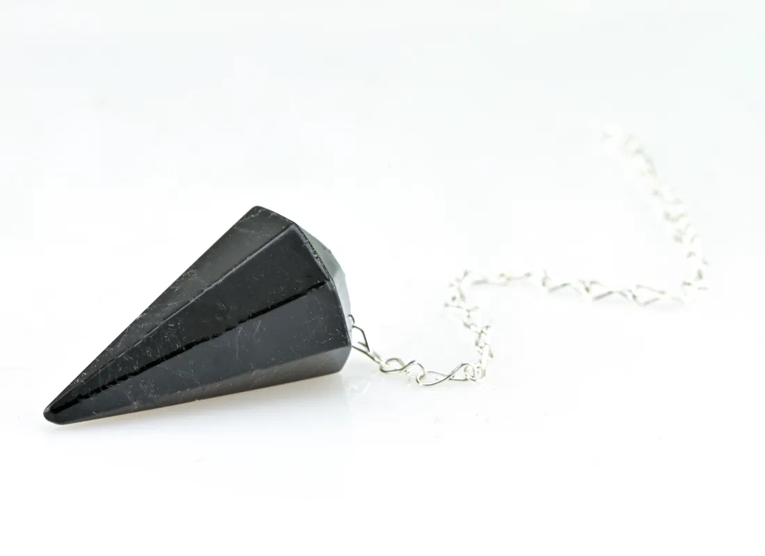 Черен Турмалин Махало